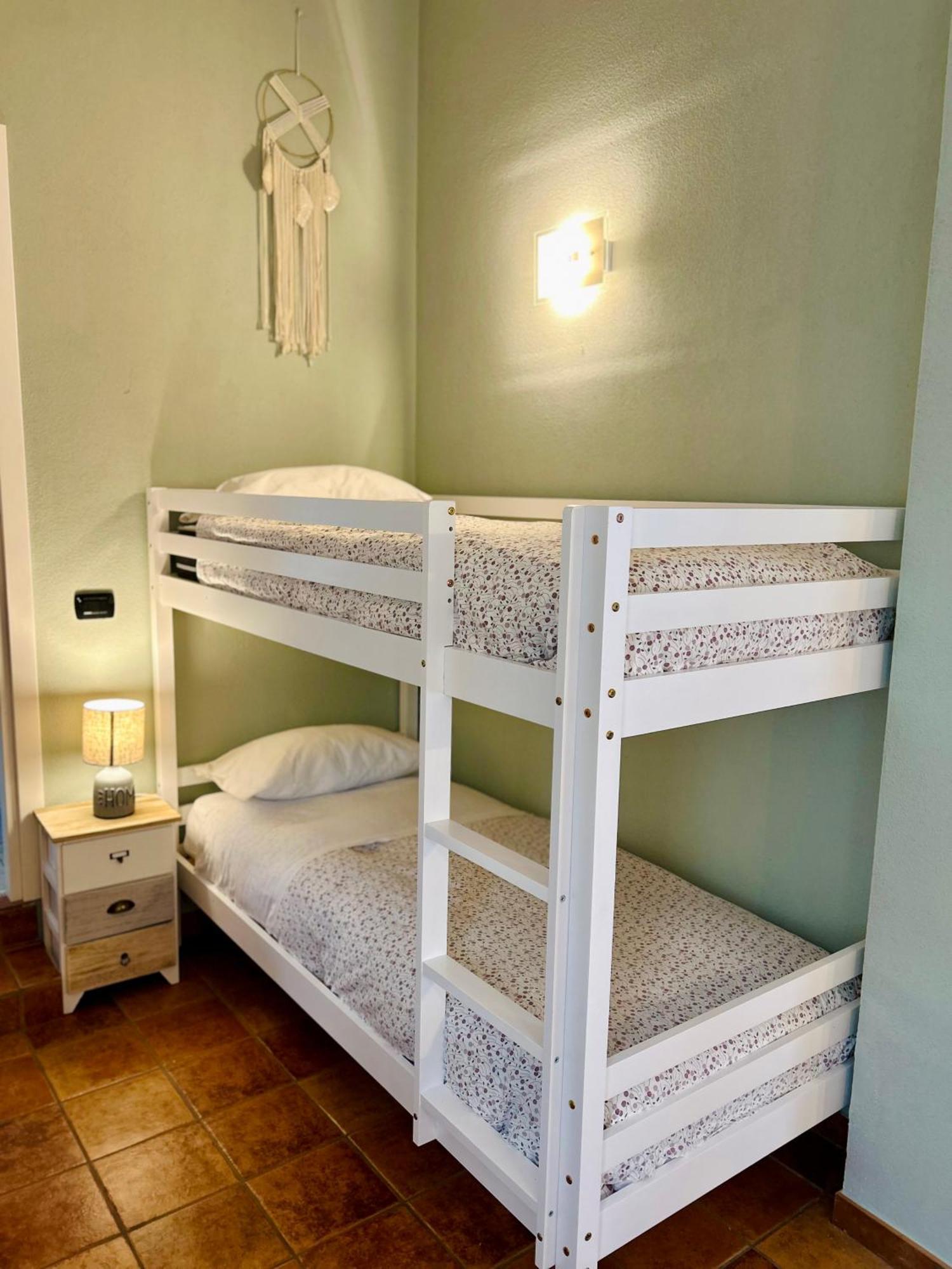 Agriturismo Terra E Cielo Serra Ricco ภายนอก รูปภาพ