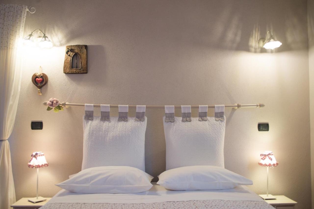 Agriturismo Terra E Cielo Serra Ricco ภายนอก รูปภาพ